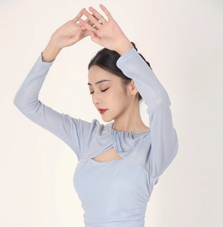 77阿奥
