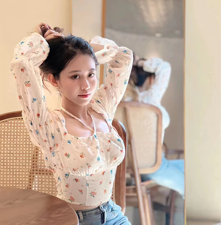 Yiyi